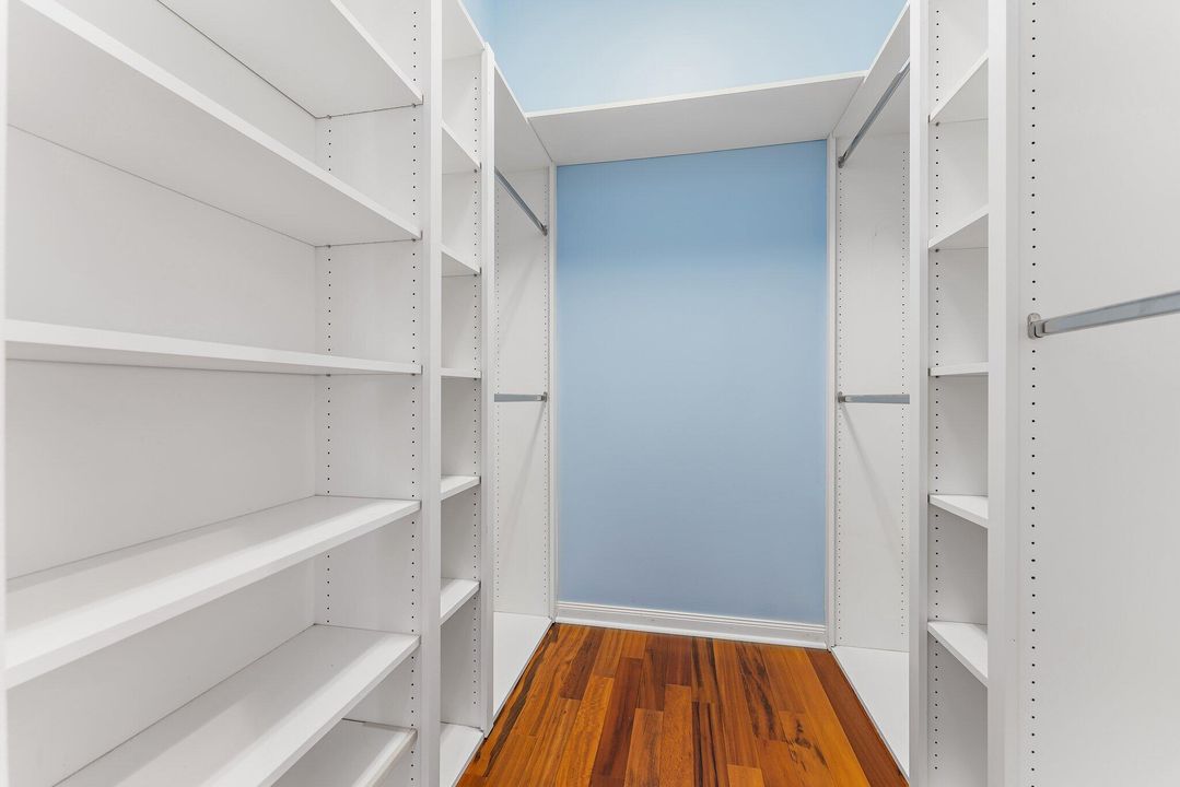 En Venta: $900,000 (3 camas, 2 baños, 2008 Pies cuadrados)