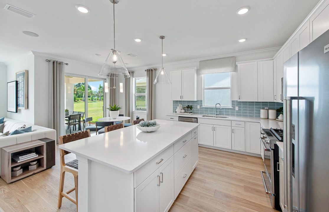 На продажу: $612,598 (4 спален, 2 ванн, 1850 Квадратных фут)