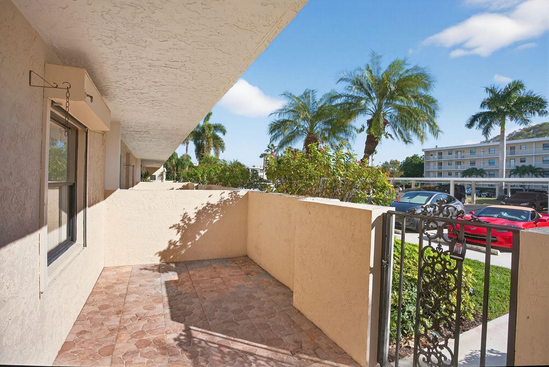 出租: $2,800 (2 贝兹, 2 浴室, 1520 平方英尺)