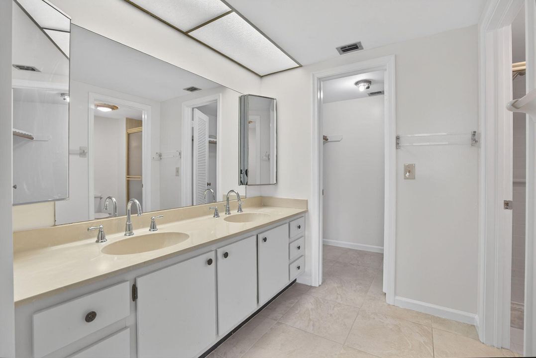 出租: $2,800 (2 贝兹, 2 浴室, 1520 平方英尺)