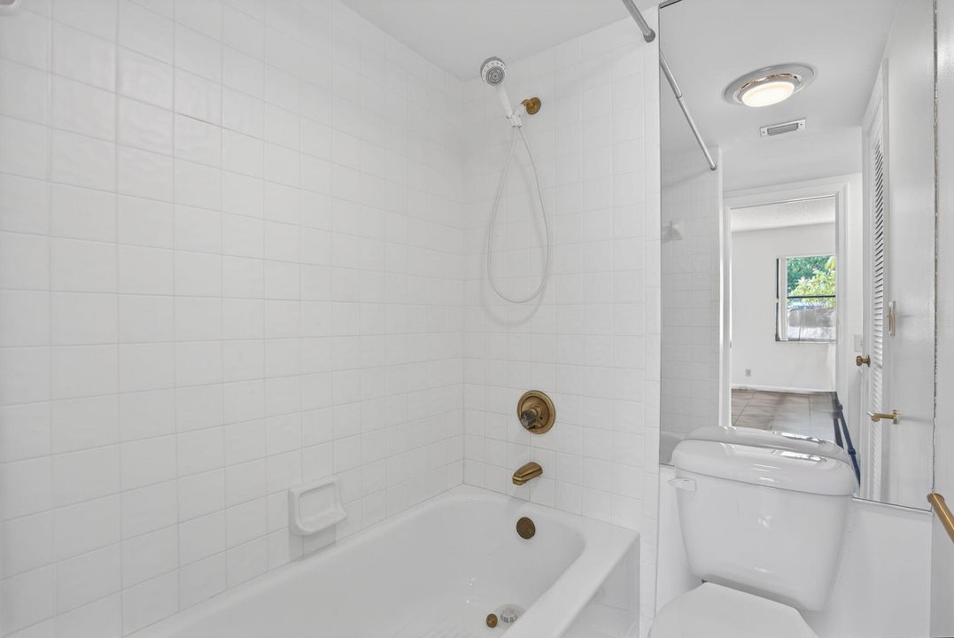 出租: $2,800 (2 贝兹, 2 浴室, 1520 平方英尺)