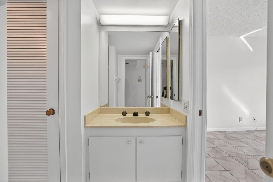 出租: $2,800 (2 贝兹, 2 浴室, 1520 平方英尺)