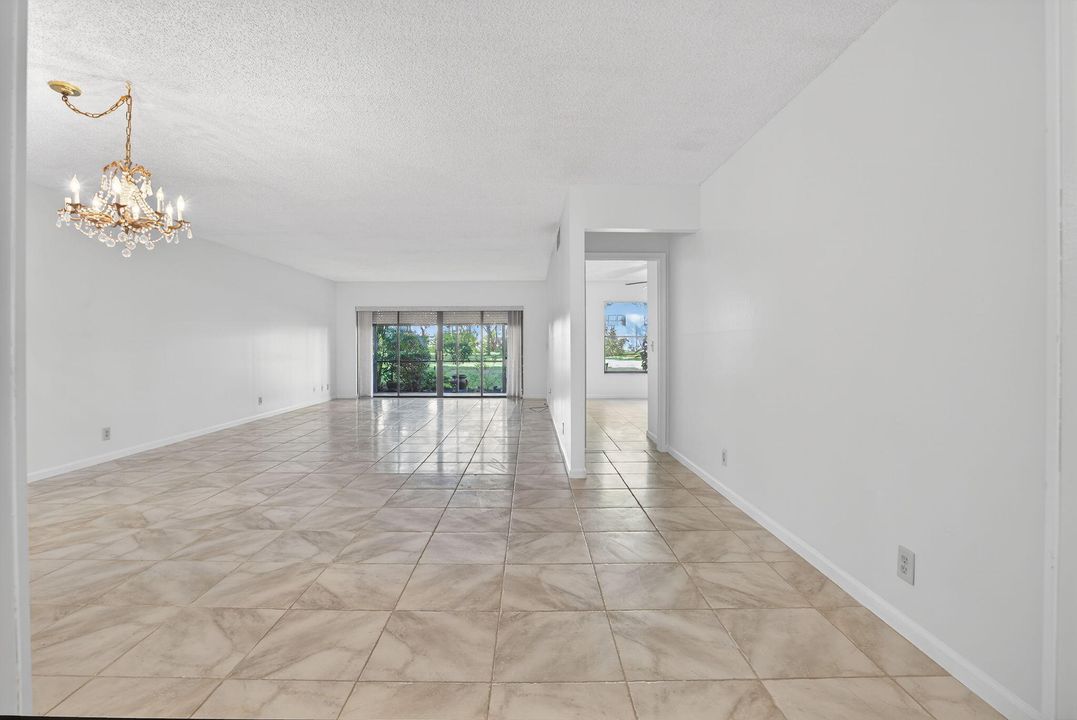 出租: $2,800 (2 贝兹, 2 浴室, 1520 平方英尺)