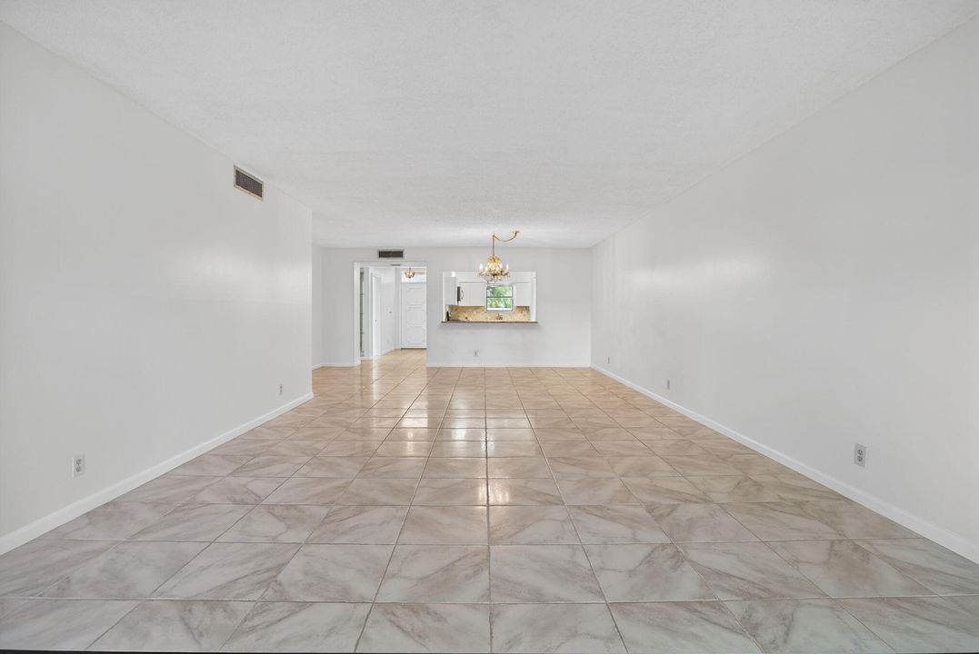 出租: $2,800 (2 贝兹, 2 浴室, 1520 平方英尺)