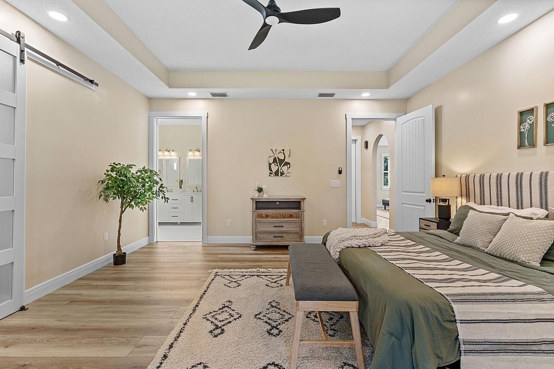 待售: $599,000 (3 贝兹, 2 浴室, 2400 平方英尺)