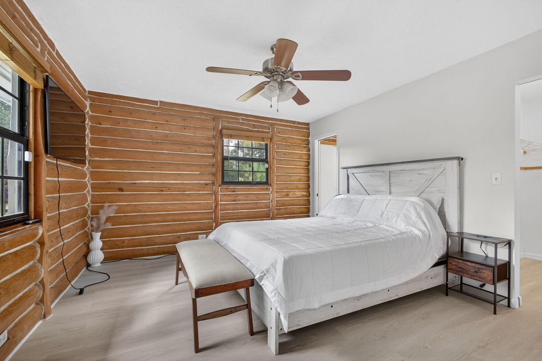 For Rent: $10,000 (4 beds, 2 baths, 1560 Square Feet)