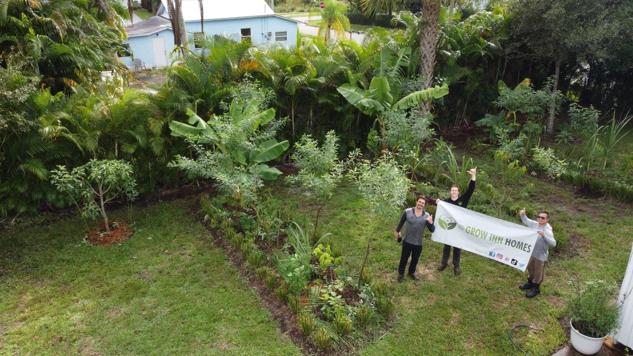 出租: $2,150 (2 贝兹, 1 浴室, 960 平方英尺)