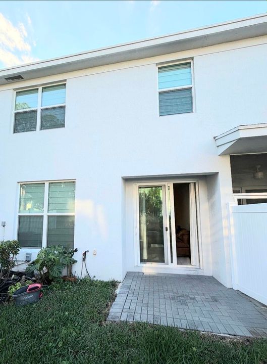 待售: $485,000 (4 贝兹, 2 浴室, 1851 平方英尺)