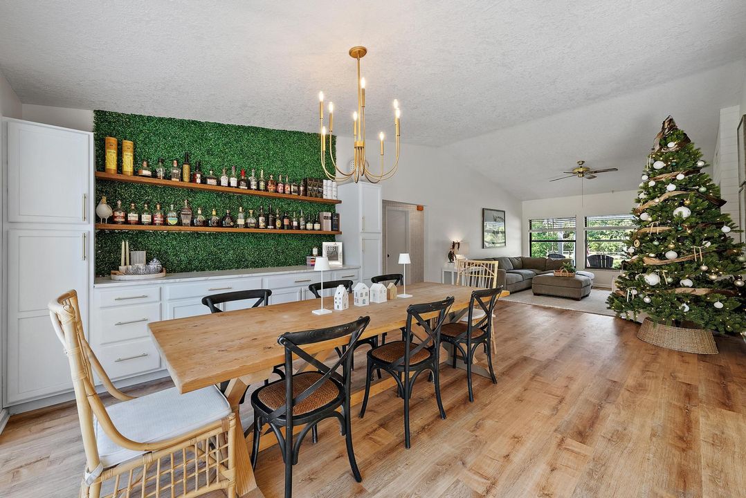 For Sale: $649,000 (3 beds, 2 baths, 1404 Square Feet)