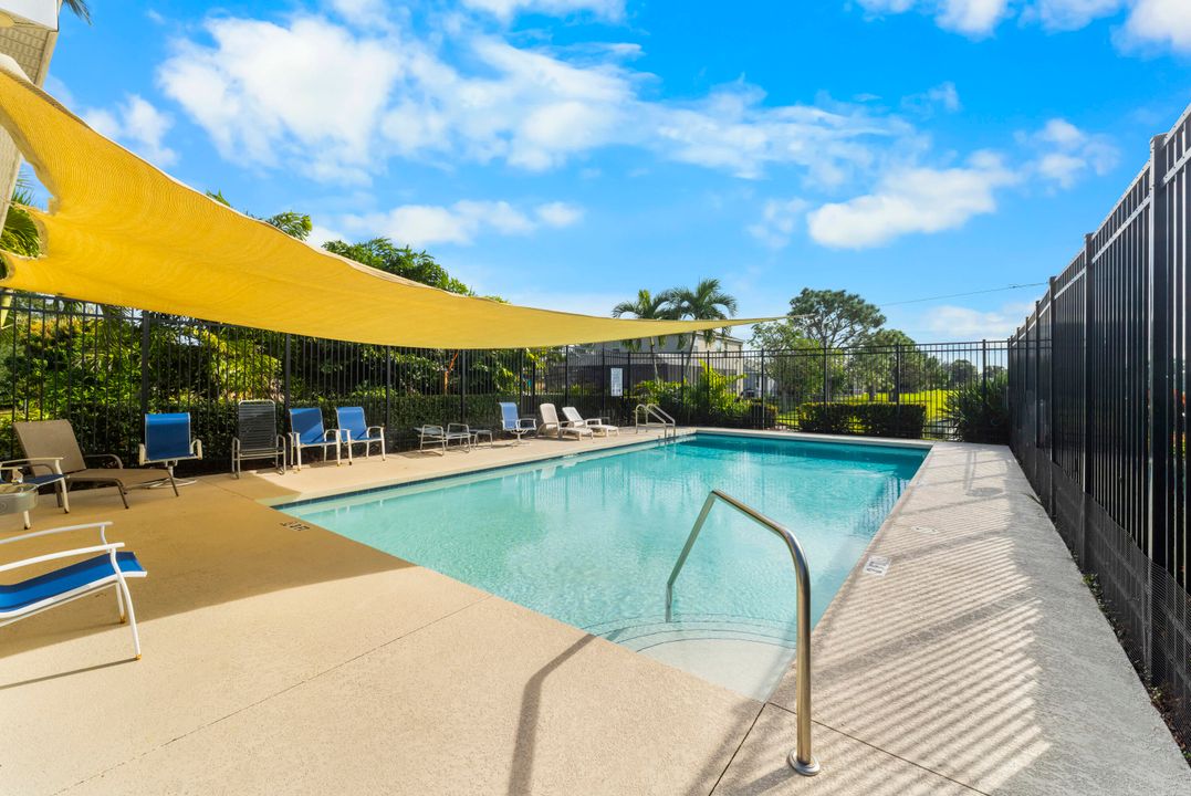 待售: $409,000 (4 贝兹, 2 浴室, 1663 平方英尺)