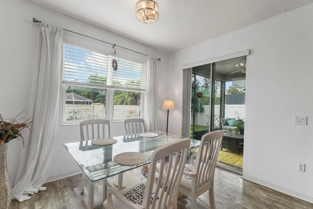 待售: $409,000 (4 贝兹, 2 浴室, 1663 平方英尺)