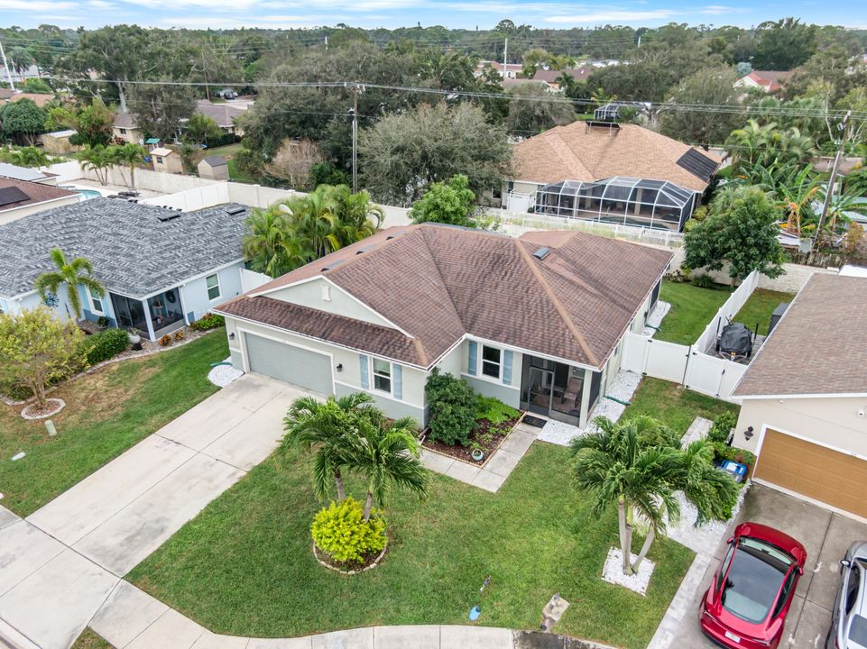 待售: $409,000 (4 贝兹, 2 浴室, 1663 平方英尺)