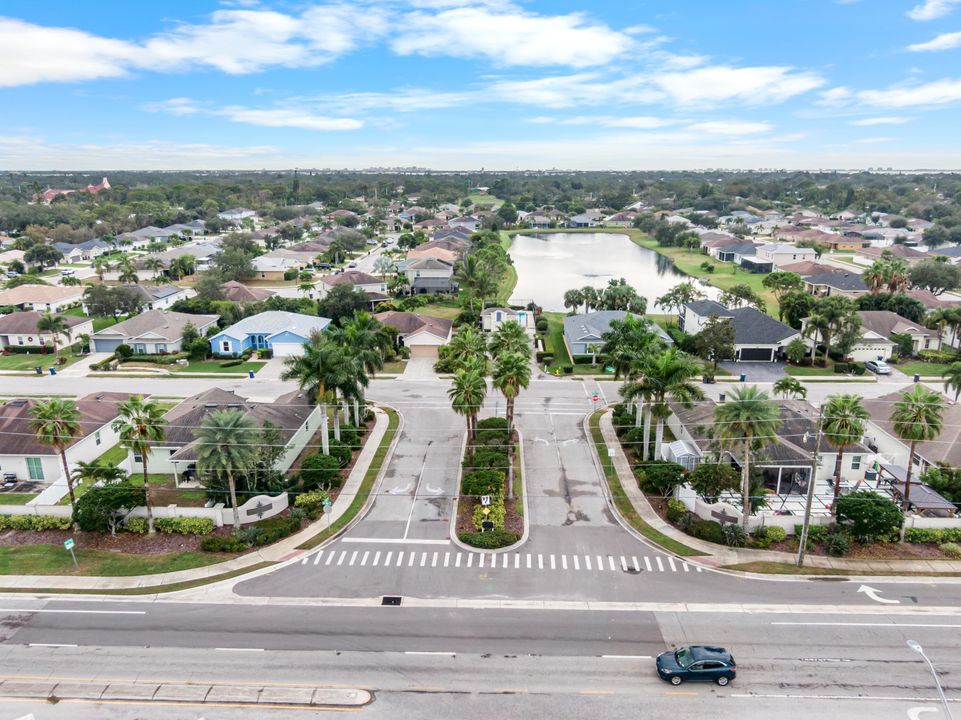 待售: $409,000 (4 贝兹, 2 浴室, 1663 平方英尺)