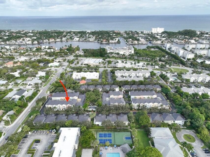 Недавно продано: $695,000 (3 спален, 2 ванн, 1752 Квадратных фут)