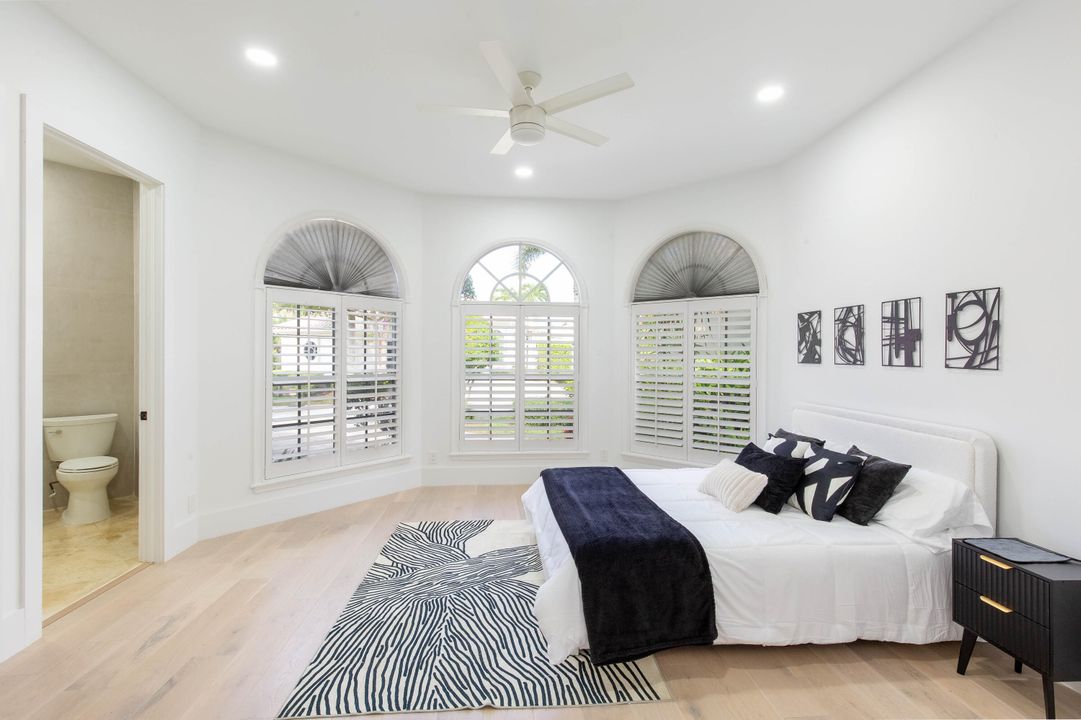 En Venta: $1,650,000 (3 camas, 3 baños, 2616 Pies cuadrados)