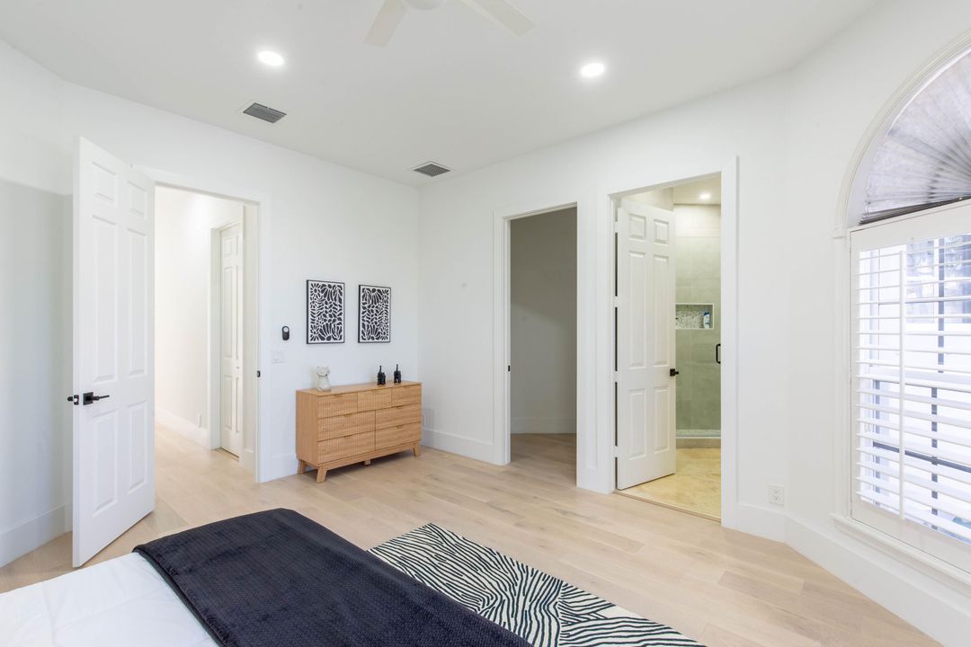 En Venta: $1,650,000 (3 camas, 3 baños, 2616 Pies cuadrados)