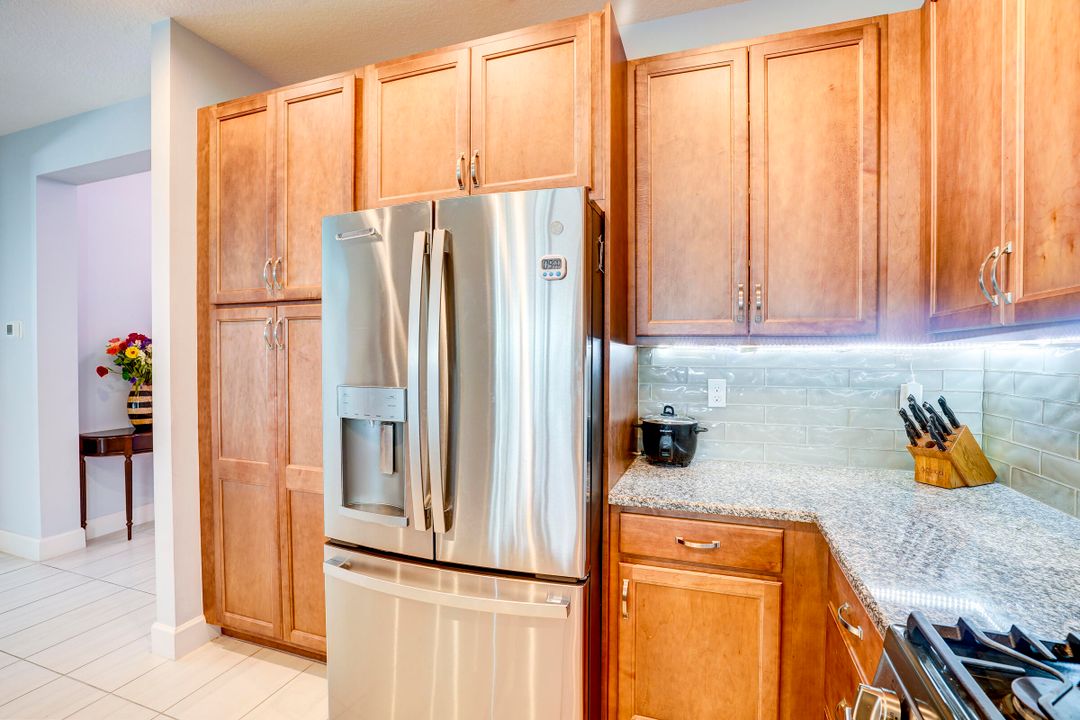 En Venta: $548,000 (3 camas, 2 baños, 2254 Pies cuadrados)