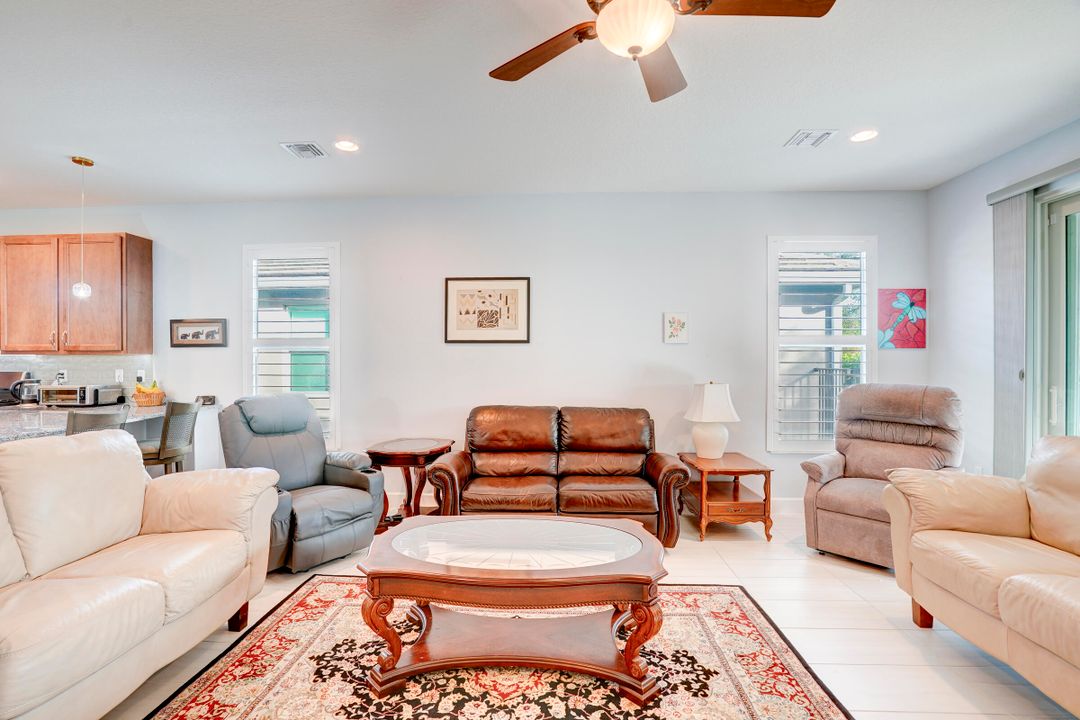 En Venta: $548,000 (3 camas, 2 baños, 2254 Pies cuadrados)