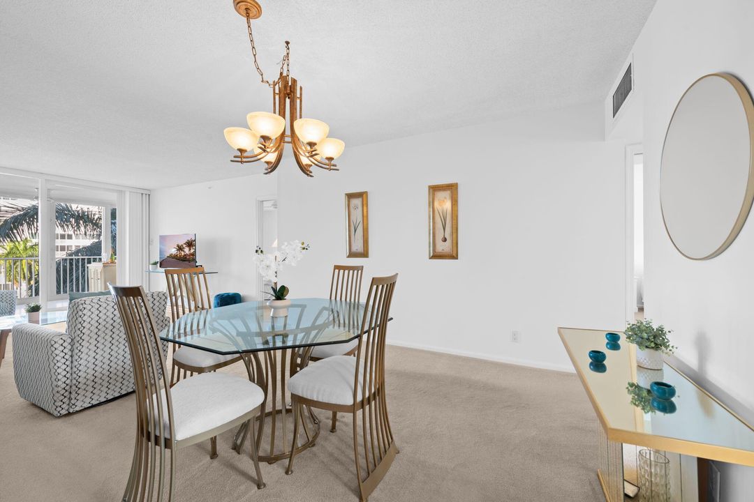 На продажу: $565,000 (2 спален, 2 ванн, 1201 Квадратных фут)