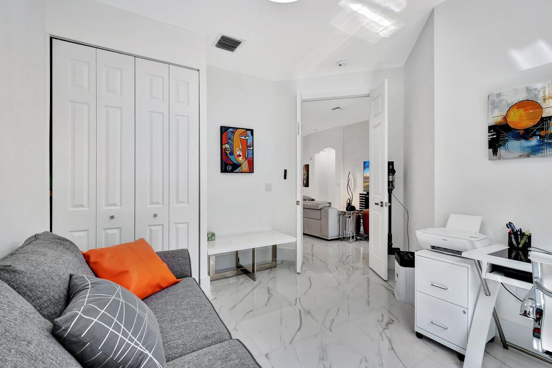 待售: $599,900 (3 贝兹, 2 浴室, 1727 平方英尺)