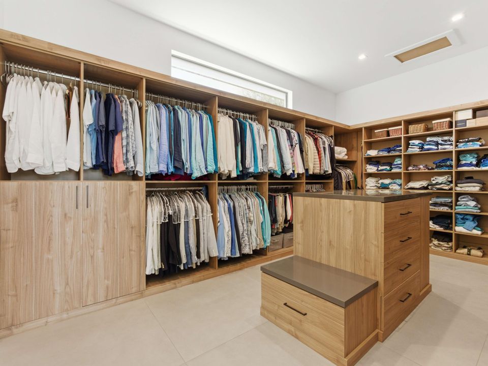 En Venta: $4,349,000 (4 camas, 4 baños, 4622 Pies cuadrados)