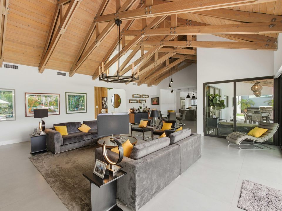 En Venta: $4,349,000 (4 camas, 4 baños, 4622 Pies cuadrados)