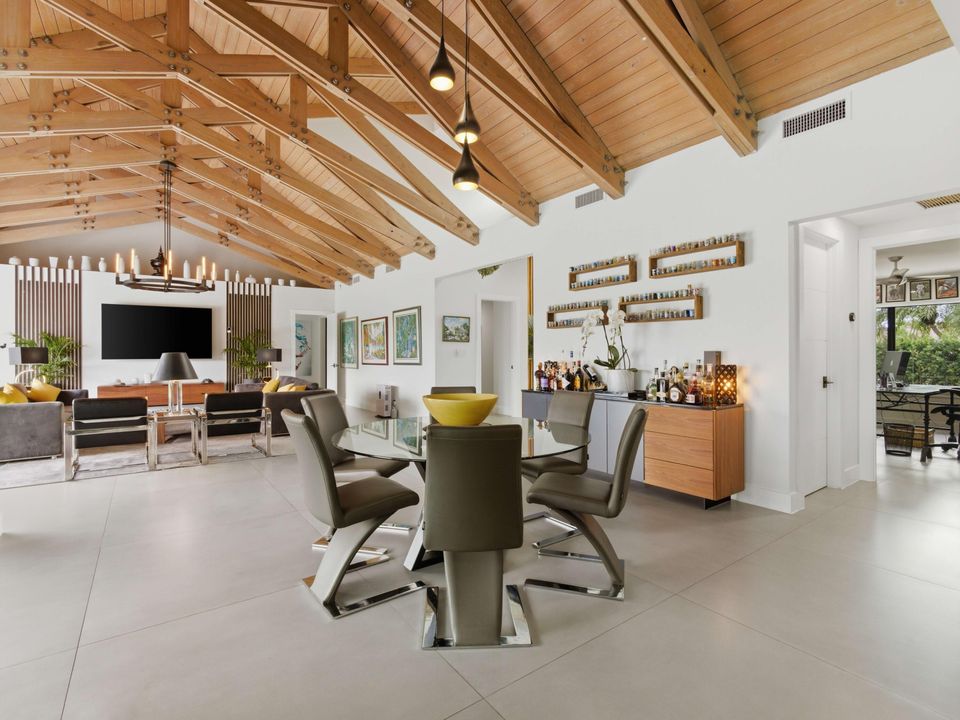 En Venta: $4,349,000 (4 camas, 4 baños, 4622 Pies cuadrados)