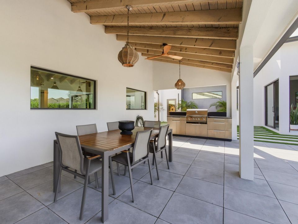 En Venta: $4,349,000 (4 camas, 4 baños, 4622 Pies cuadrados)