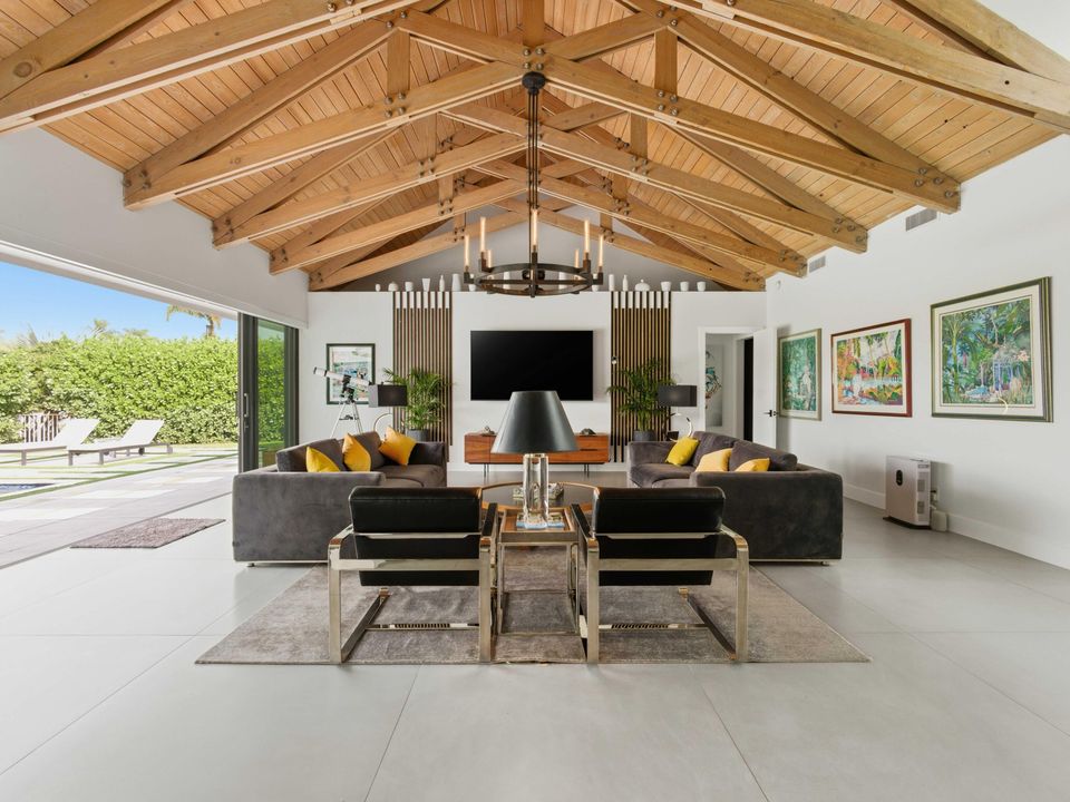 En Venta: $4,349,000 (4 camas, 4 baños, 4622 Pies cuadrados)