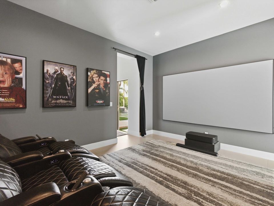 En Venta: $4,349,000 (4 camas, 4 baños, 4622 Pies cuadrados)