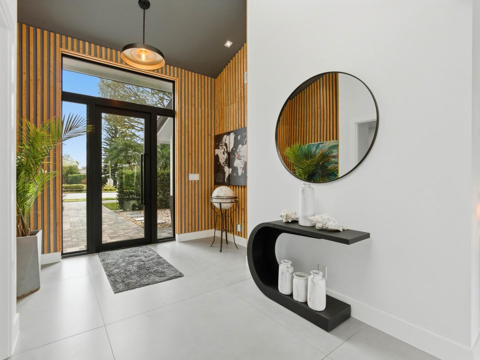 En Venta: $4,349,000 (4 camas, 4 baños, 4622 Pies cuadrados)