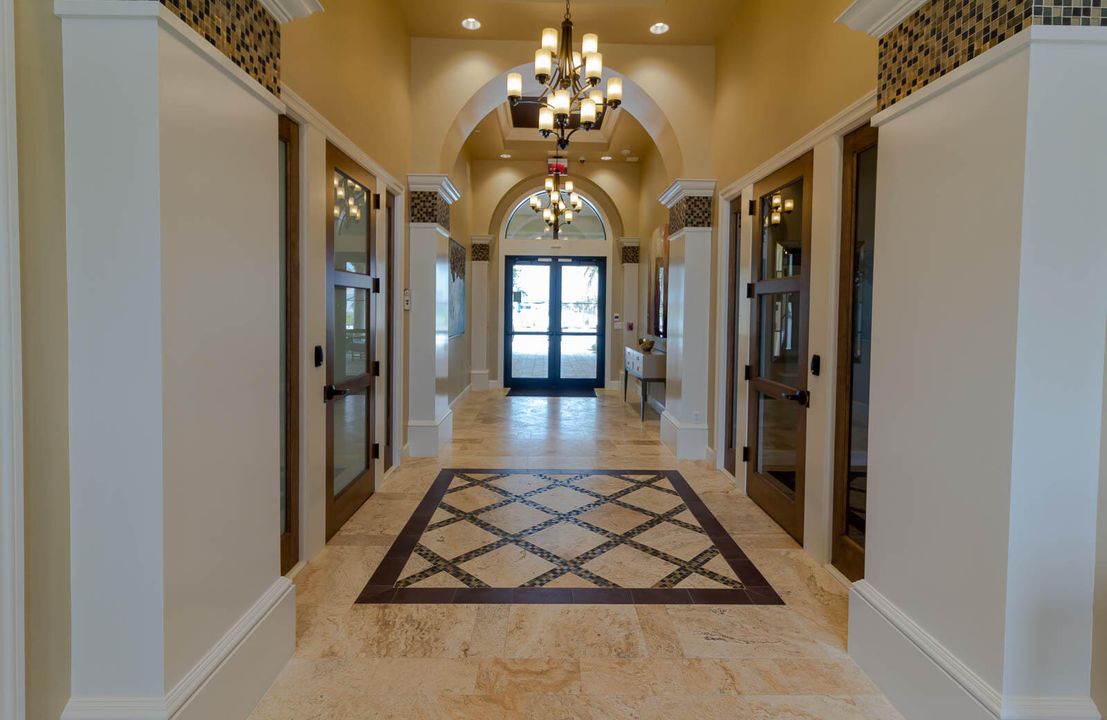 En Venta: $472,000 (3 camas, 2 baños, 1671 Pies cuadrados)