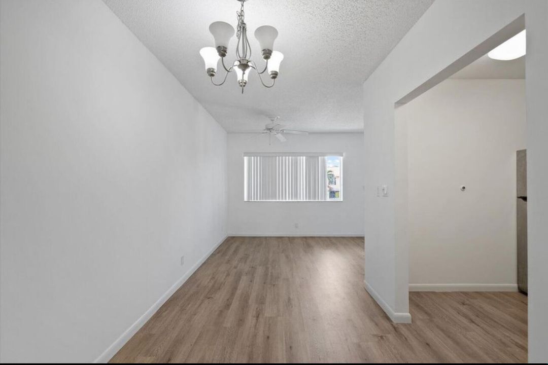 For Rent: $1,650 (1 beds, 1 baths, 472 Square Feet)