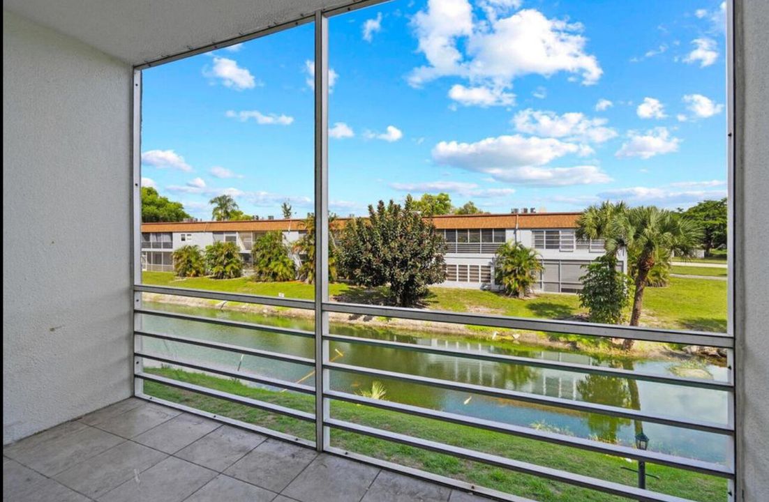 For Rent: $1,650 (1 beds, 1 baths, 472 Square Feet)