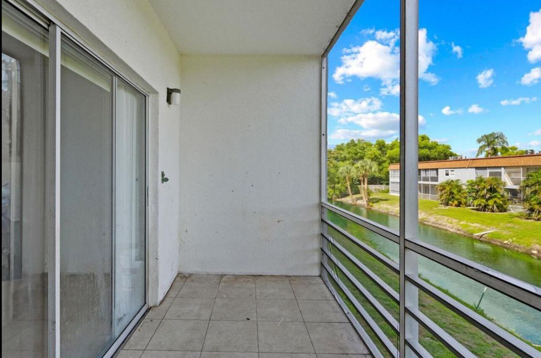 For Rent: $1,650 (1 beds, 1 baths, 472 Square Feet)