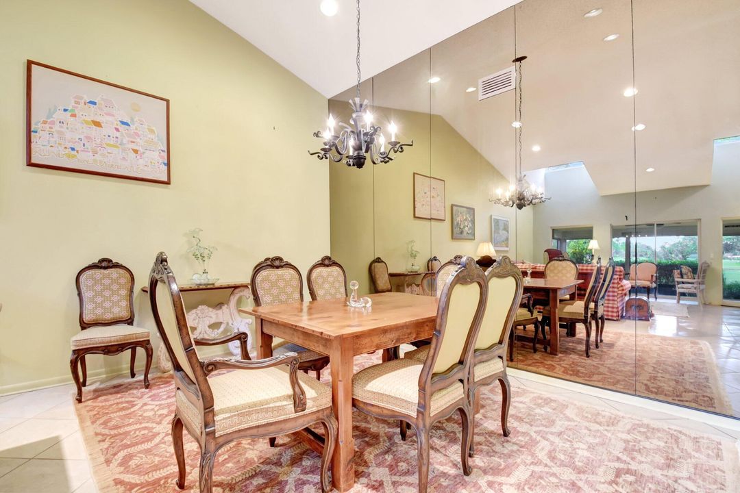 待售: $259,000 (3 贝兹, 2 浴室, 2046 平方英尺)