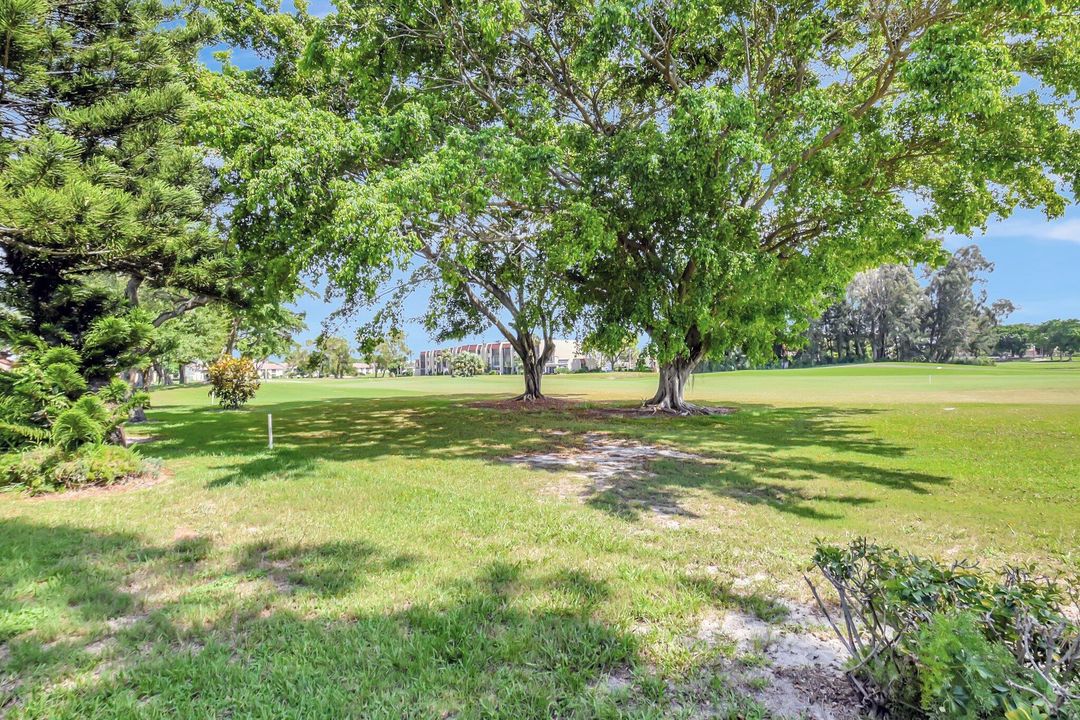 待售: $259,000 (3 贝兹, 2 浴室, 2046 平方英尺)