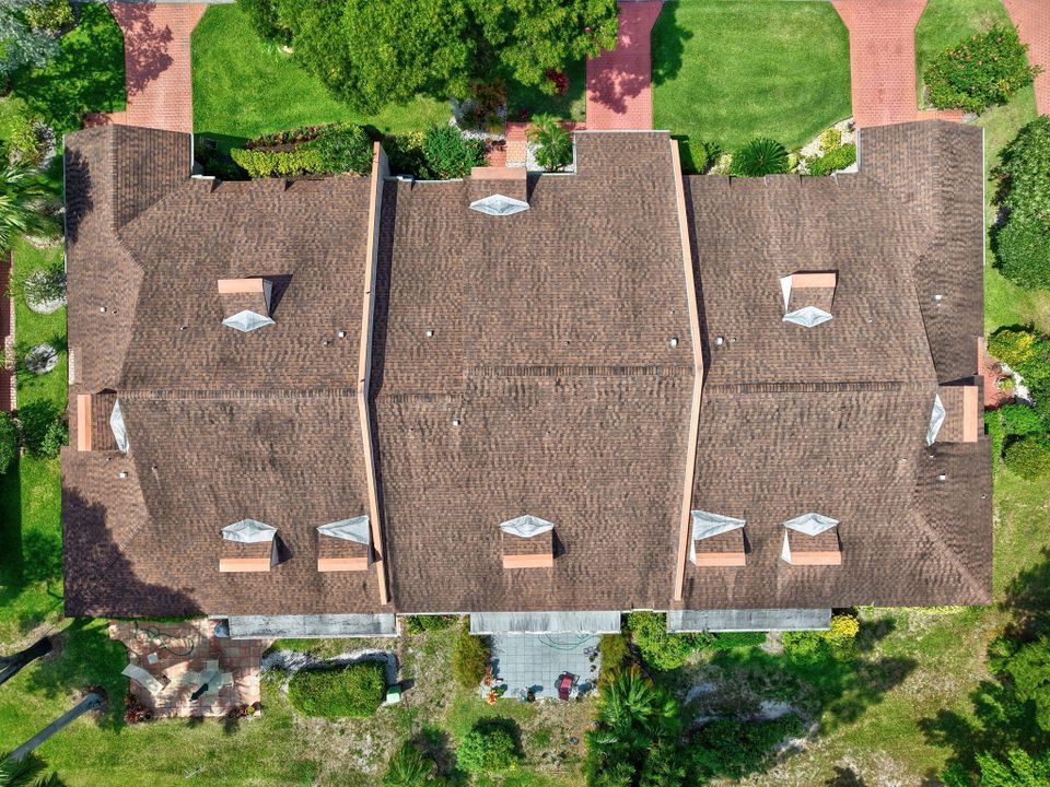 待售: $259,000 (3 贝兹, 2 浴室, 2046 平方英尺)