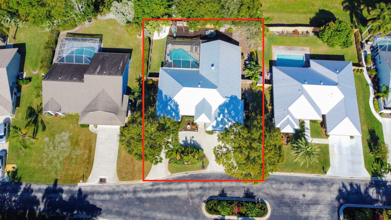 待售: $799,000 (4 贝兹, 2 浴室, 2304 平方英尺)