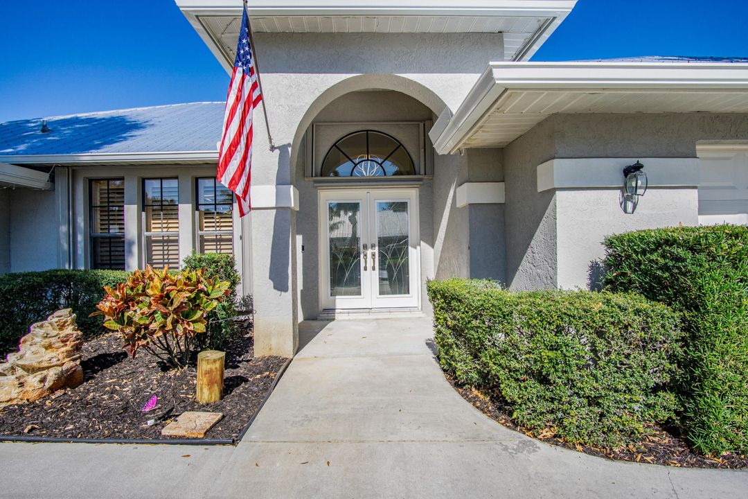 待售: $799,000 (4 贝兹, 2 浴室, 2304 平方英尺)