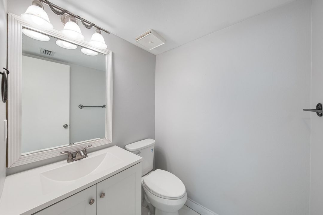 For Rent: $2,700 (2 beds, 2 baths, 1284 Square Feet)