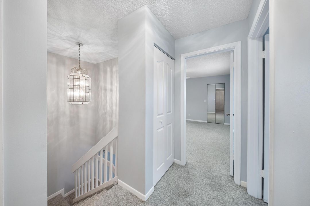 For Rent: $2,700 (2 beds, 2 baths, 1284 Square Feet)