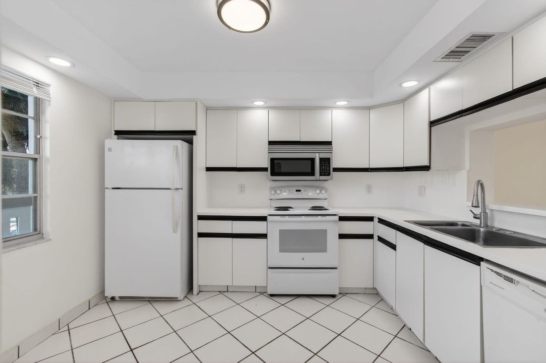 En Renta: $2,000 (2 camas, 2 baños, 1272 Pies cuadrados)