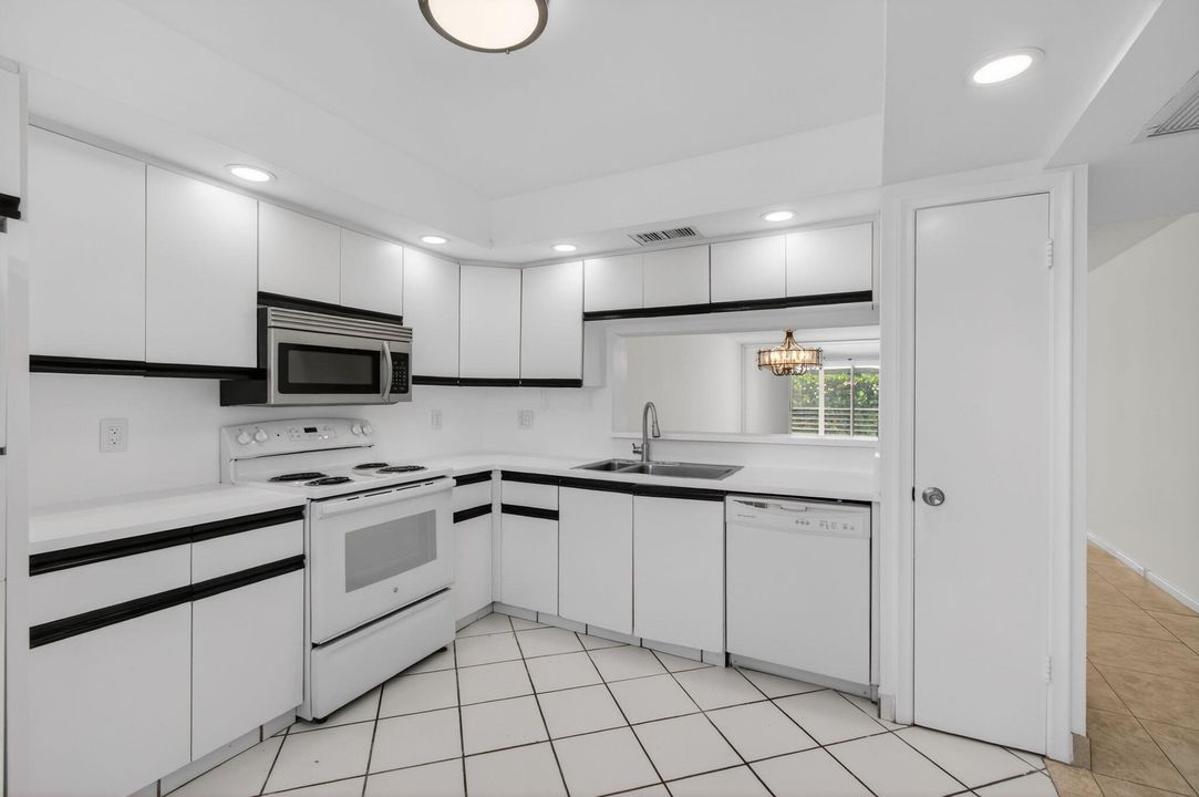 En Renta: $2,000 (2 camas, 2 baños, 1272 Pies cuadrados)