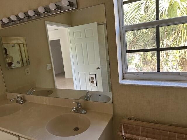 待售: $485,000 (3 贝兹, 2 浴室, 1882 平方英尺)