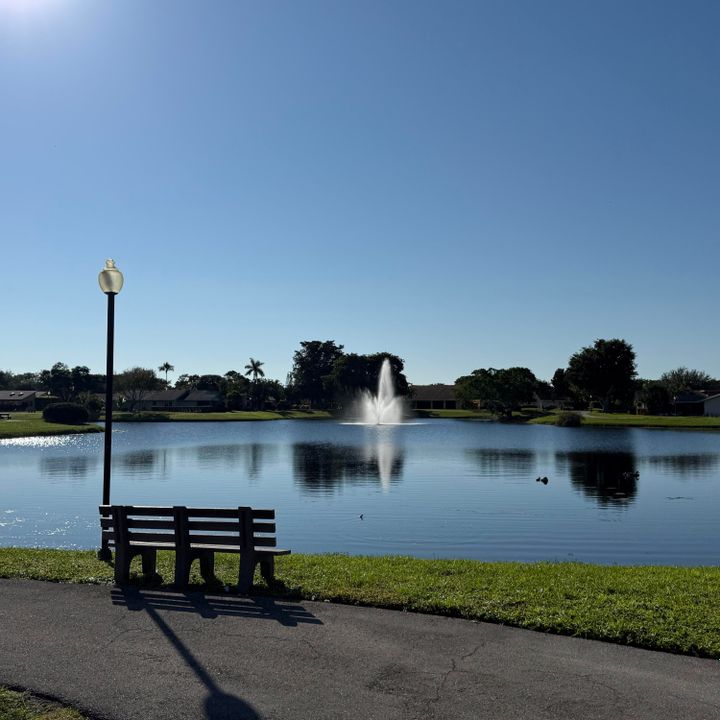 待售: $259,000 (2 贝兹, 2 浴室, 1188 平方英尺)