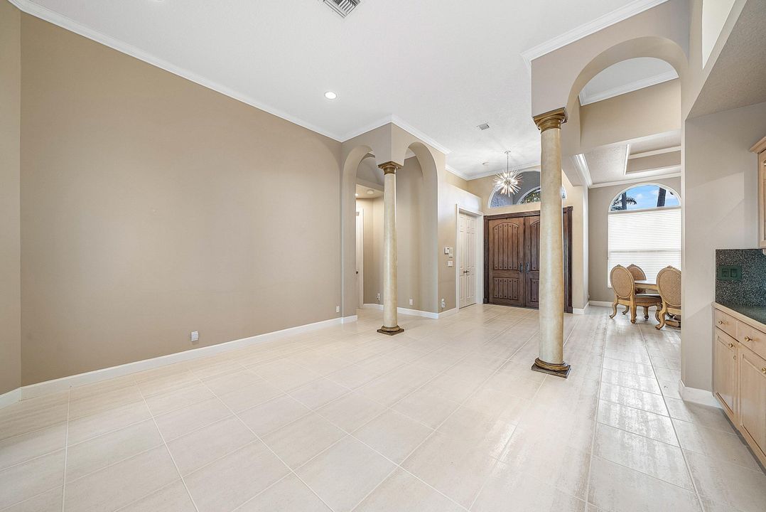 For Sale: $1,595,000 (4 beds, 3 baths, 3815 Square Feet)