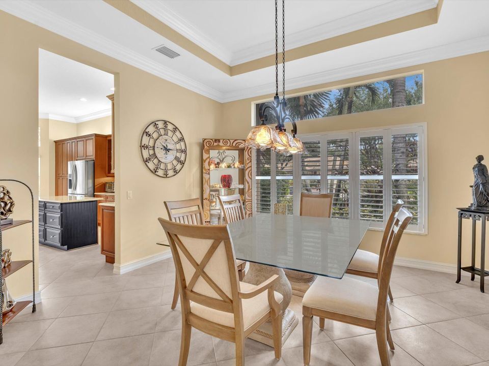 For Sale: $820,000 (3 beds, 2 baths, 2744 Square Feet)