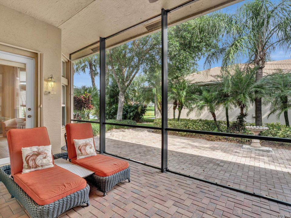 For Sale: $820,000 (3 beds, 2 baths, 2744 Square Feet)