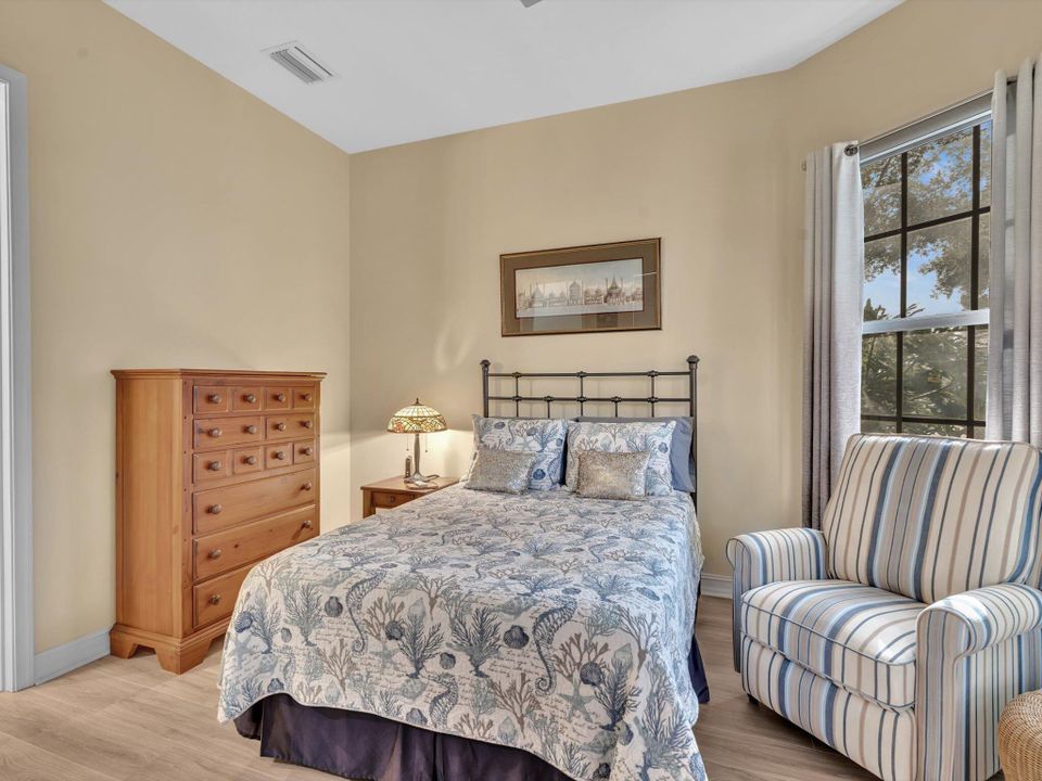 For Sale: $820,000 (3 beds, 2 baths, 2744 Square Feet)